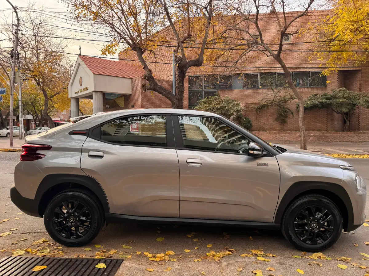 Citroën Basalt Shine 2026 sting grey, camioneta SUV Coupé de alquiler