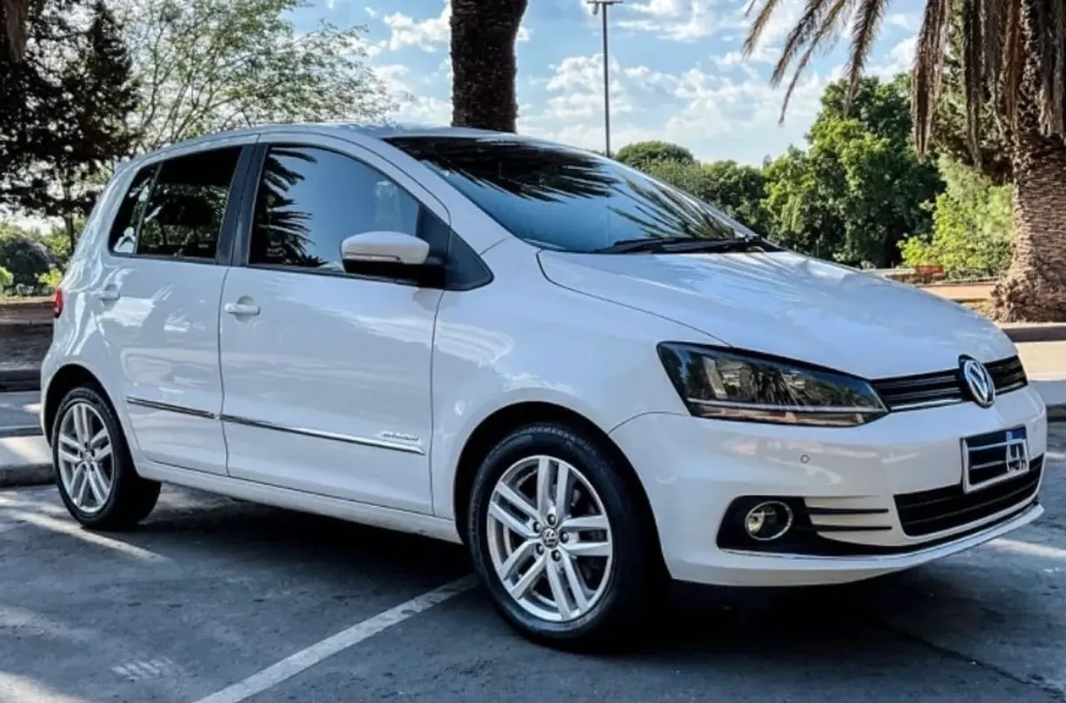 Volkswagen Fox 2022, auto compacto de alquiler